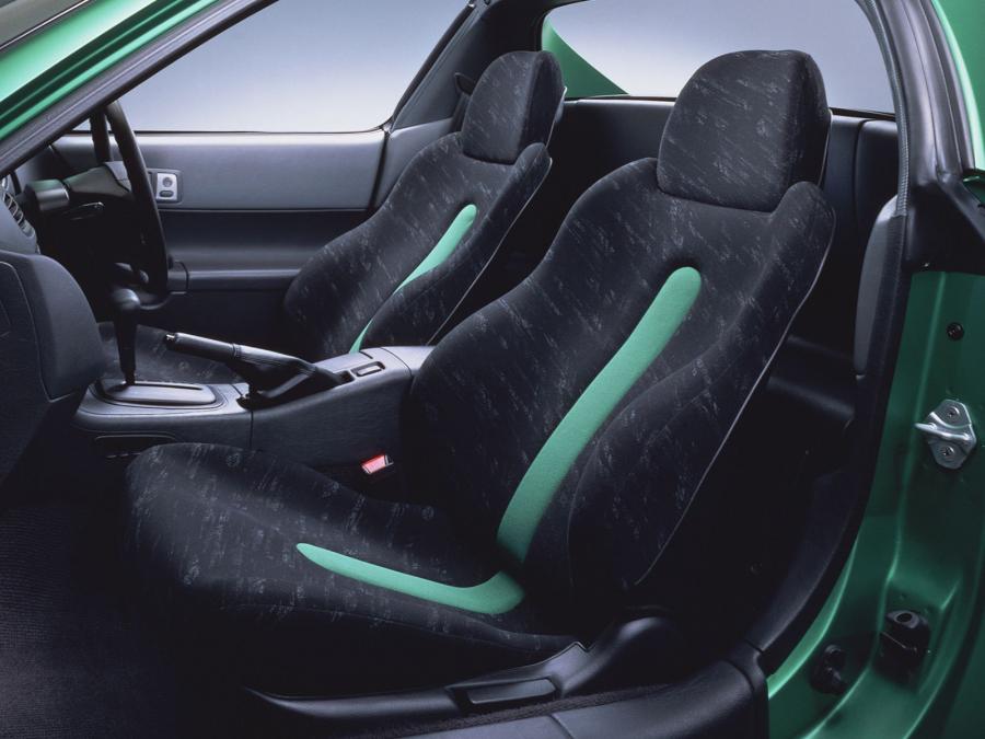  Honda CR-X del Sol SiR 1992 года  (фото 4 из 11)
